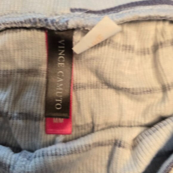 Vince Camuto Blue/White Striped Top and Shorts Pajama Set Loungewear Size Medium - Picture 6 of 6